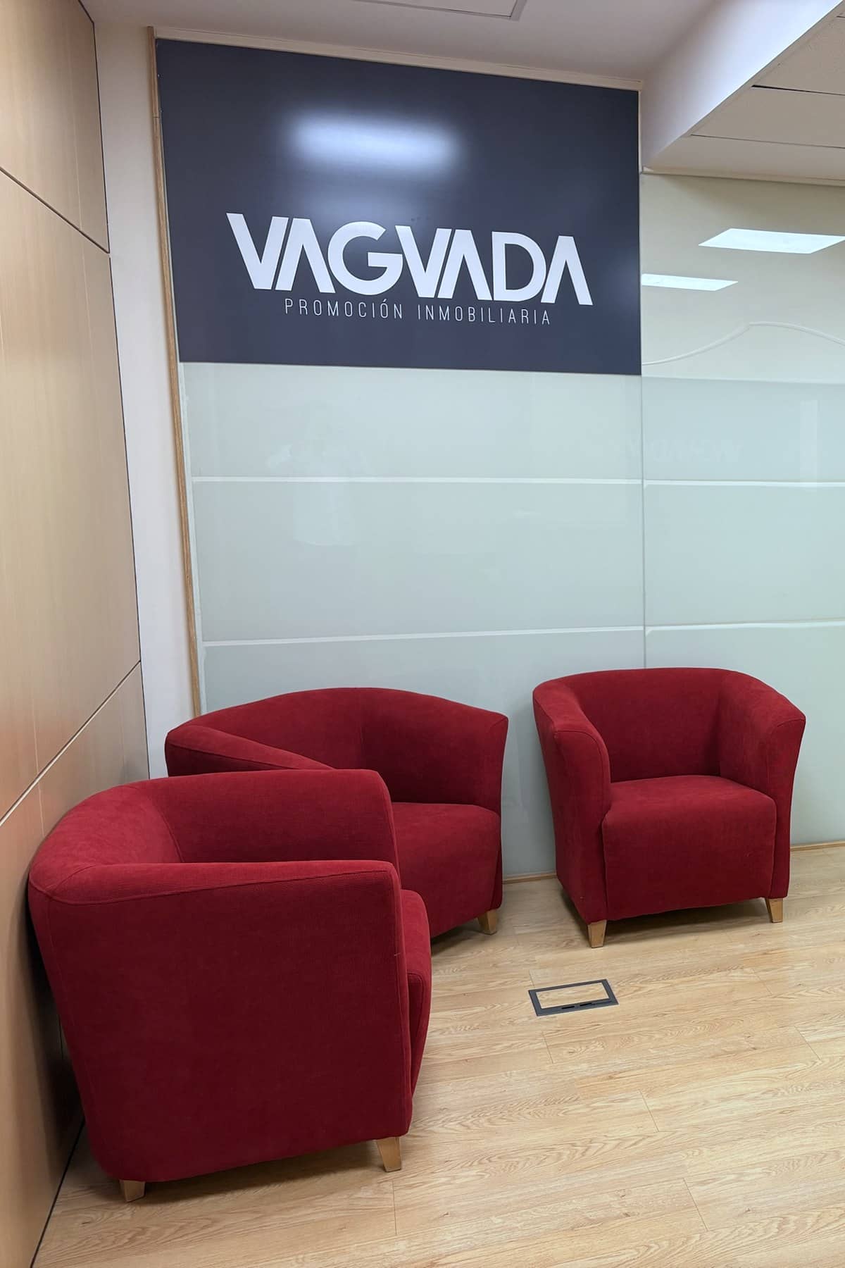 Oficina de Vaguada Capital, promotora inmobiliaria en Sevilla