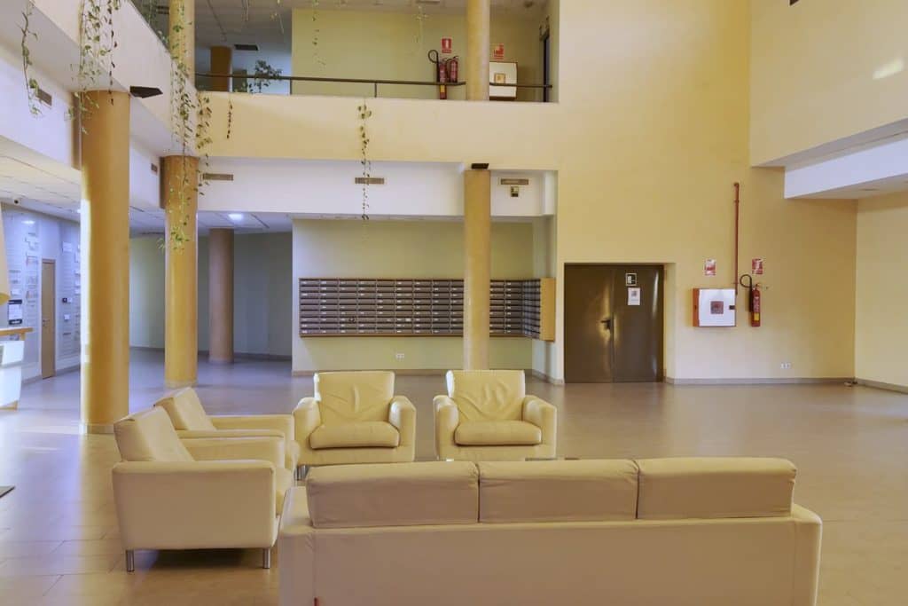 Atrio del Edificio Centris, sede de Vaguada Capital