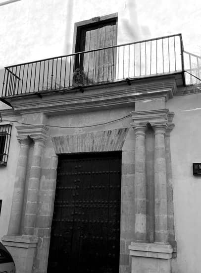 Portada histórica del edificio Puerto Muñoz Seca